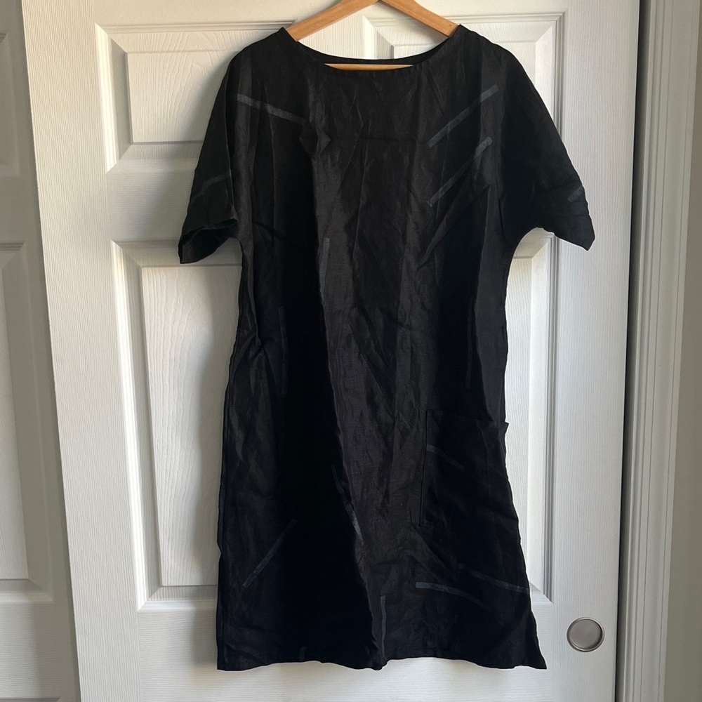 STUDIO.B Black Linen Shift Dress